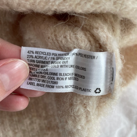 Oatmeal colored sweater dress/tunic - Picture 6 of 8